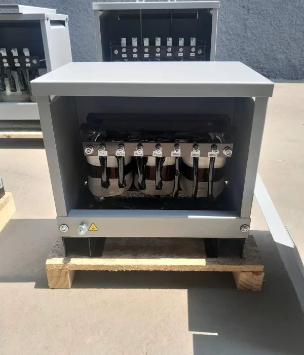Voltage Transformadores industriais - Transformadores industriais em cajamar - transformadores industriais em São paulo - empresa de transformadores industriais