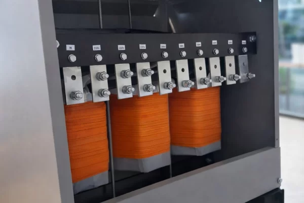 voltage_transformadores_de_baixa_tensao (2)